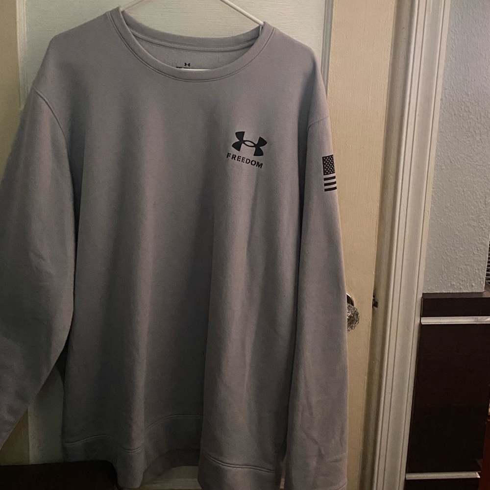 Under Armour Freedom Pull Over Sweater